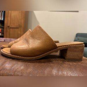 Frye ‘Camel’ color Leather Mules - Sz. 7.5